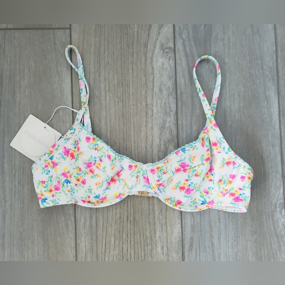 Kulani Kinis White Floral Underwire Bikini Top
